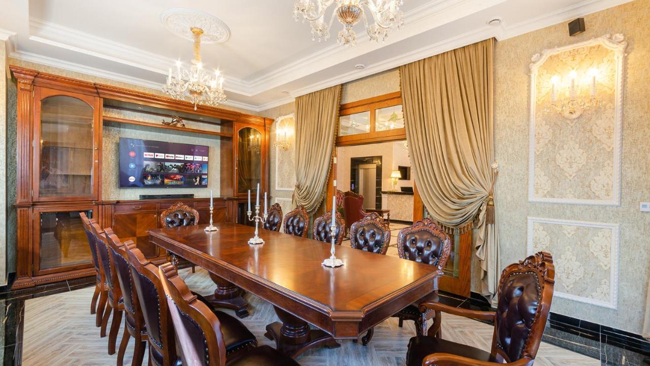 Gregory Boutique Hotel Kišiněv Exteriér fotografie The boardroom of the National Bank of Ukraine