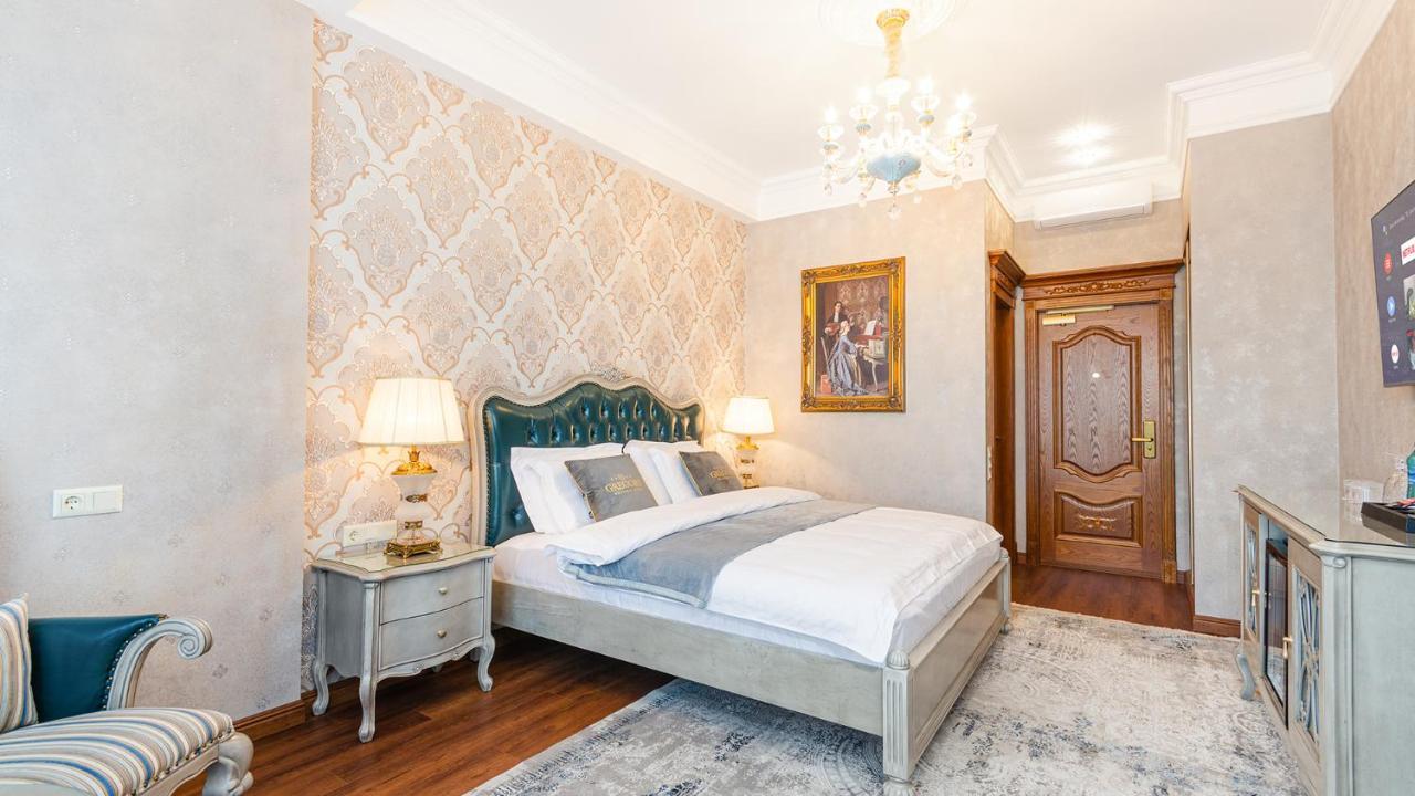 Gregory Boutique Hotel Kišiněv Exteriér fotografie A bedroom